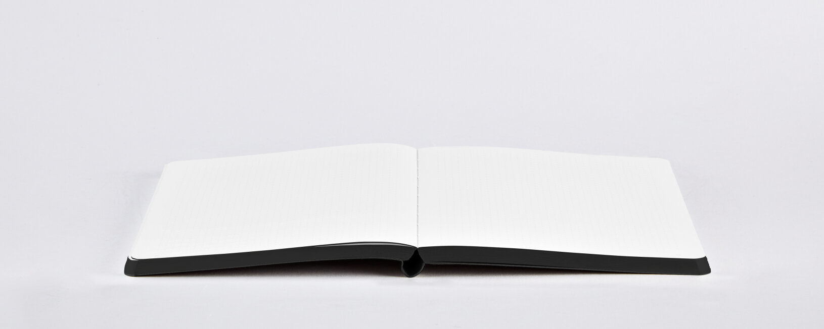 nuuna Notizbuch – A5 – 176 Seiten – 120 g/m² – Softcover, Fadenheftung, nummerierte Seiten, mehrfarbig