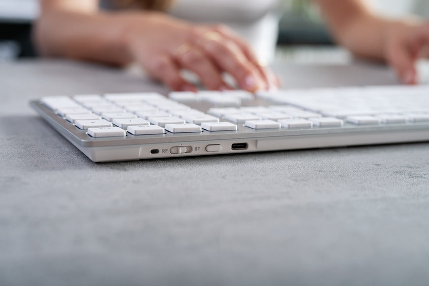 CHERRY KW 9100 Slim – Tastatur, kabellos (Bluetooth), FR-Layout (FR), Silber – für macOS