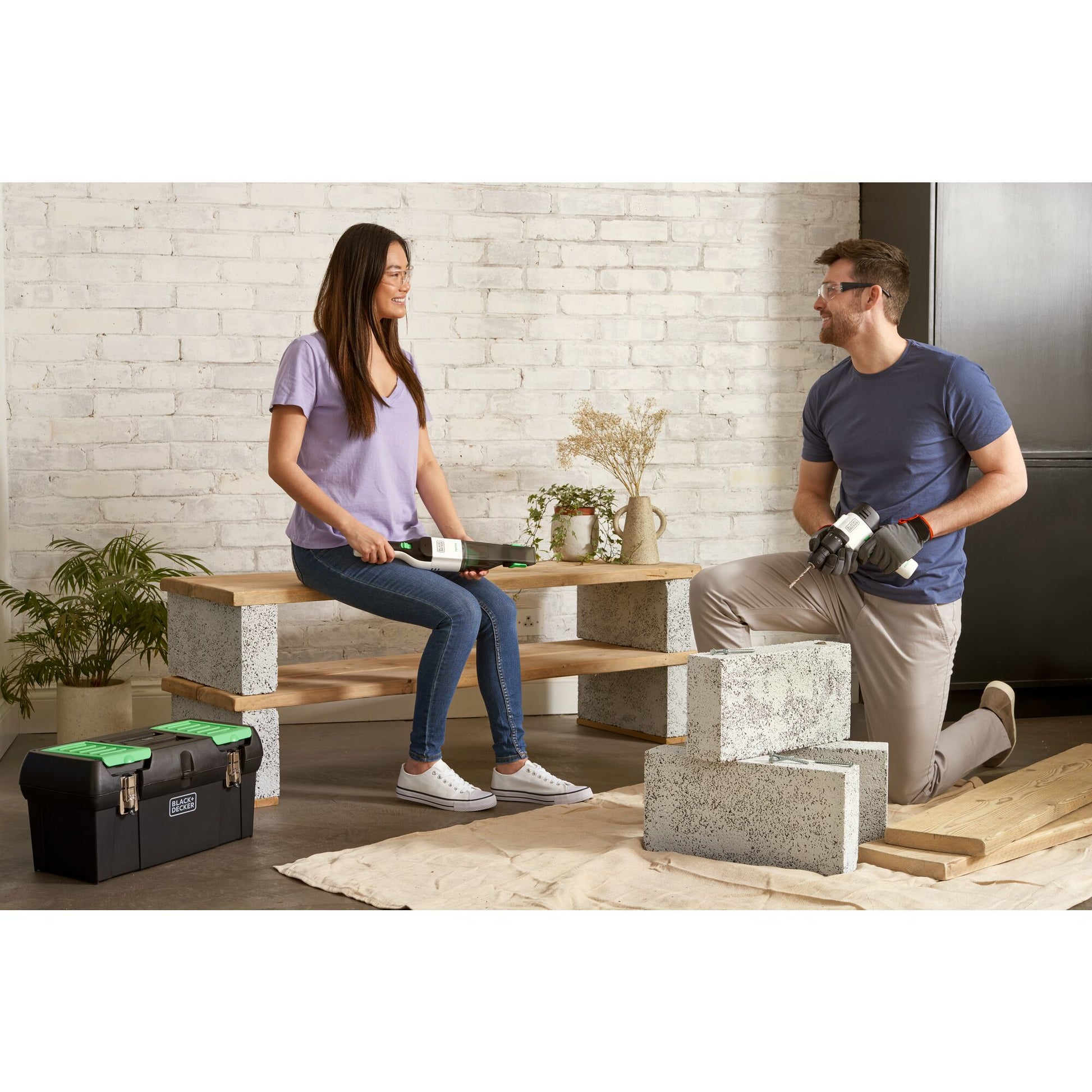 Black & Decker Akku-Handstaubsauger REVHV8C-QW – 0,13 l, 7,2 V, 10 min