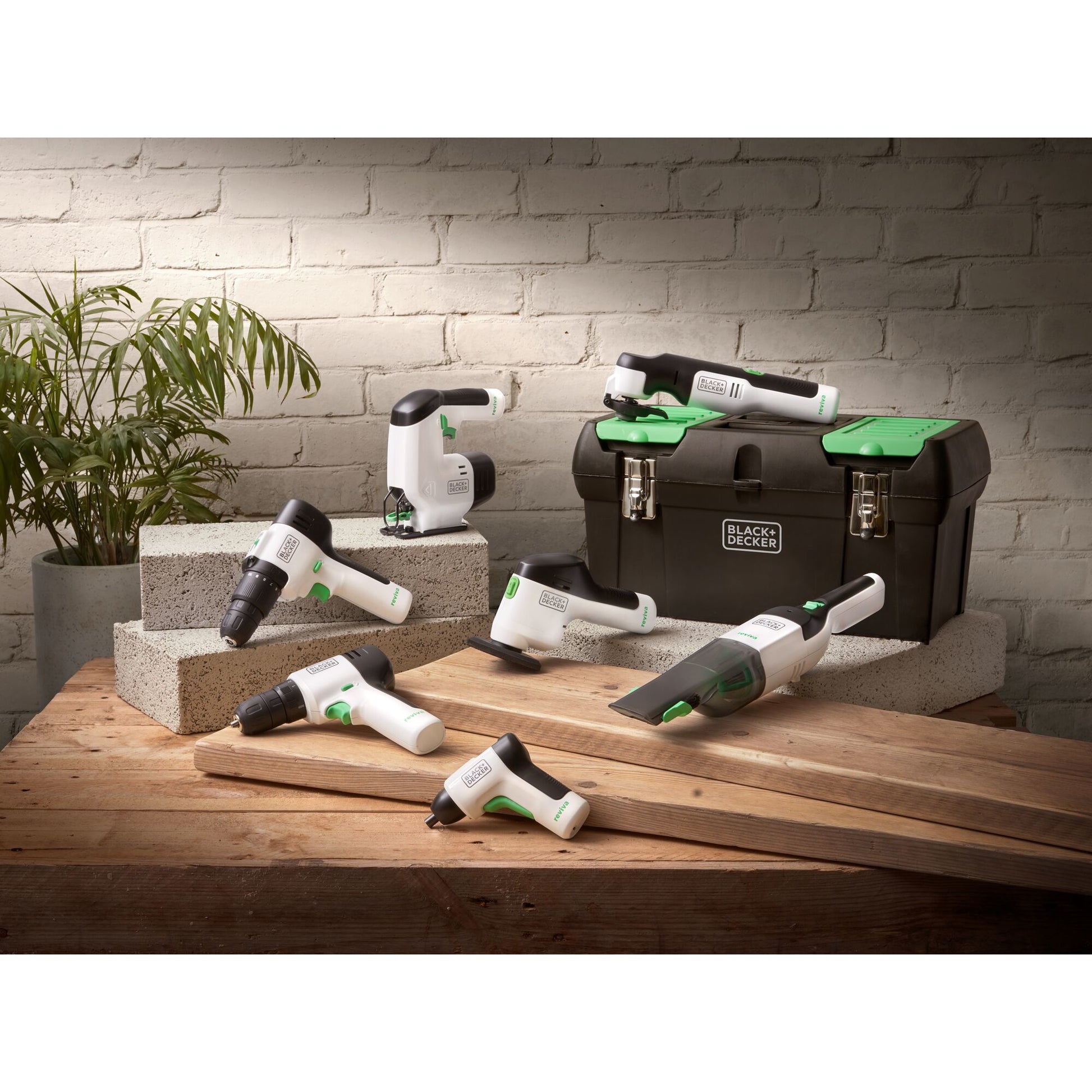 Black & Decker Akku-Handstaubsauger REVHV8C-QW – 0,13 l, 7,2 V, 10 min
