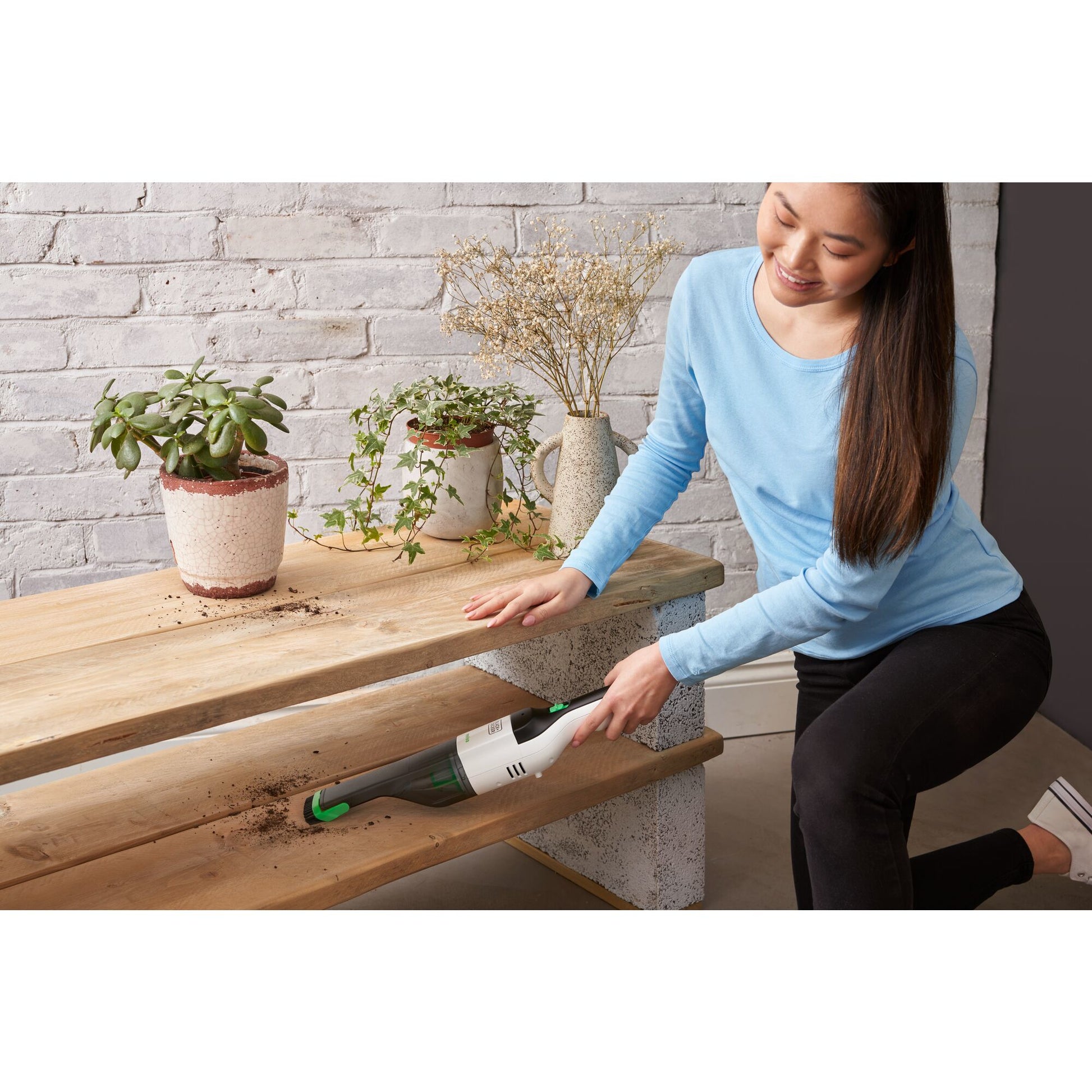 Black & Decker Akku-Handstaubsauger REVHV8C-QW – 0,13 l, 7,2 V, 10 min