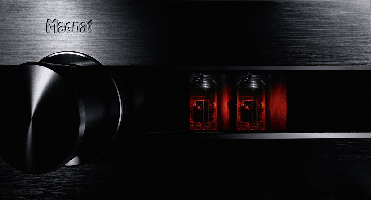 Magnat MA 900 R – Stereo-Vollverstärker, 2×200 W, Toslink, Koaxial, Phono, Bluetooth 5.0, Schwarz