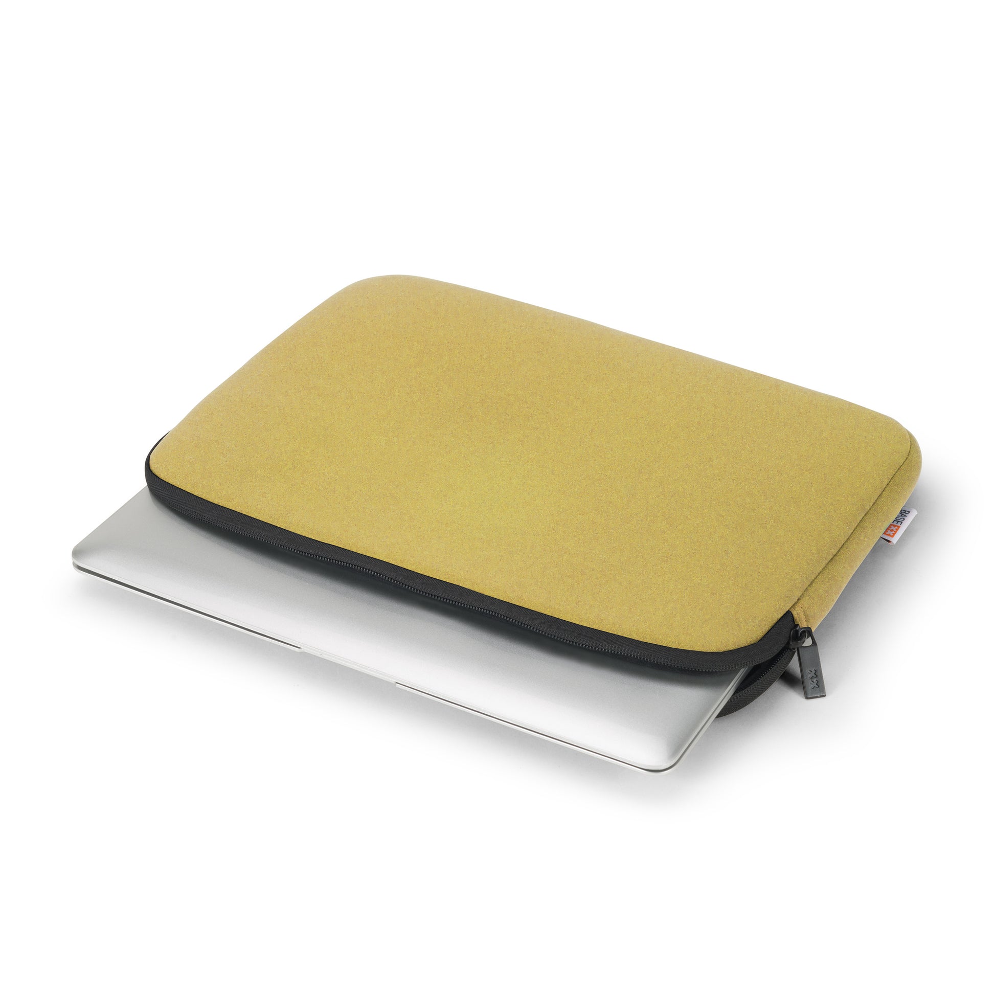 BASE XX DICOTA BASE XX Notebook-Schutzhülle für Notebooks bis 15,6" – Kamelfarben