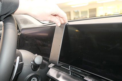 Brodit ProClip 855812 – Auto-Halterung – Mittelkonsole – für Kia Sportage (Baujahr 2022–2023) – Schwarz