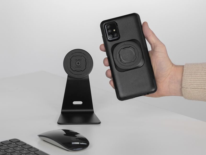 Quad Lock MAG Universal Adapter – Spezialzubehör – für iPhone 13 – Schwarz