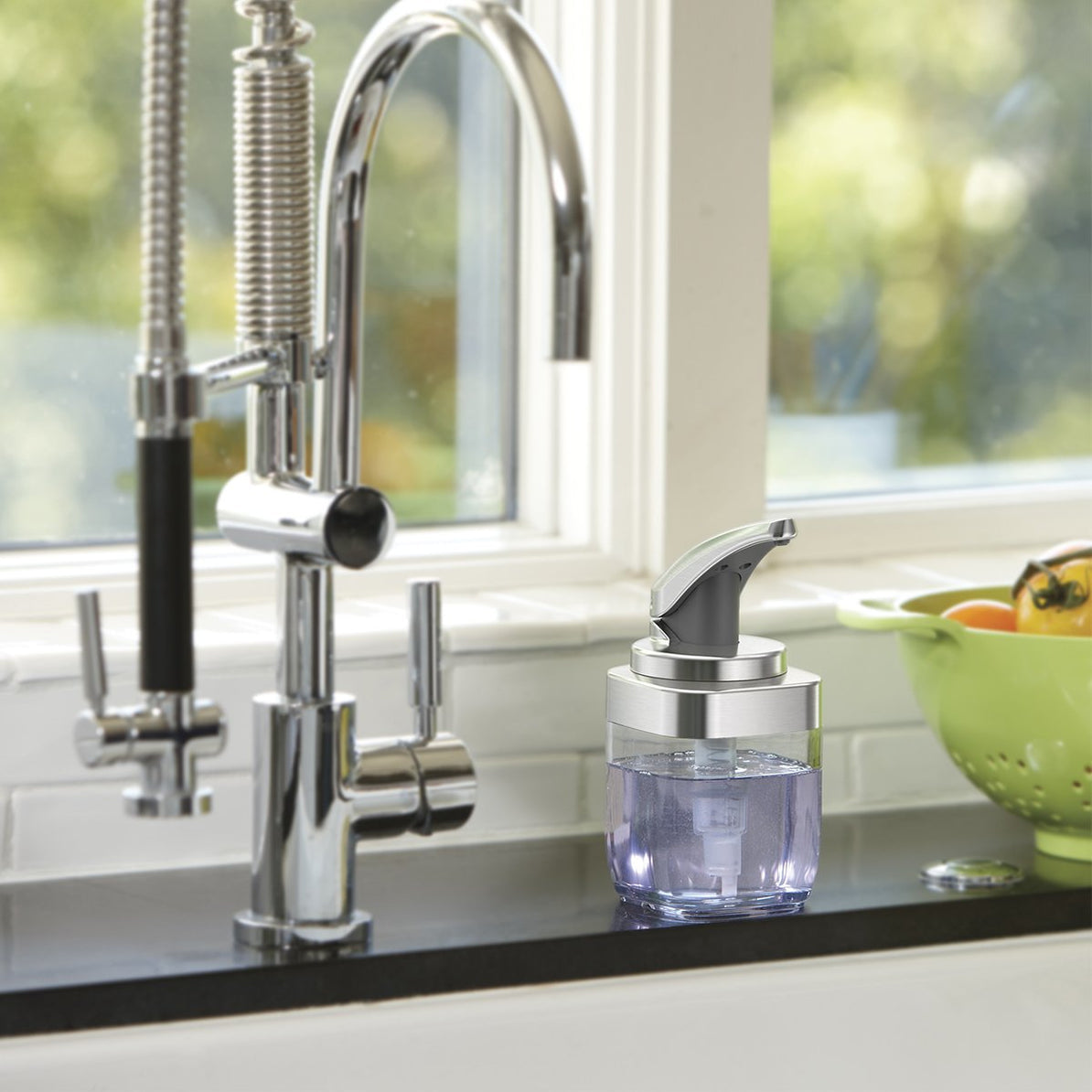 Simplehuman BT1081 Seifenspender – chrom, 444 ml