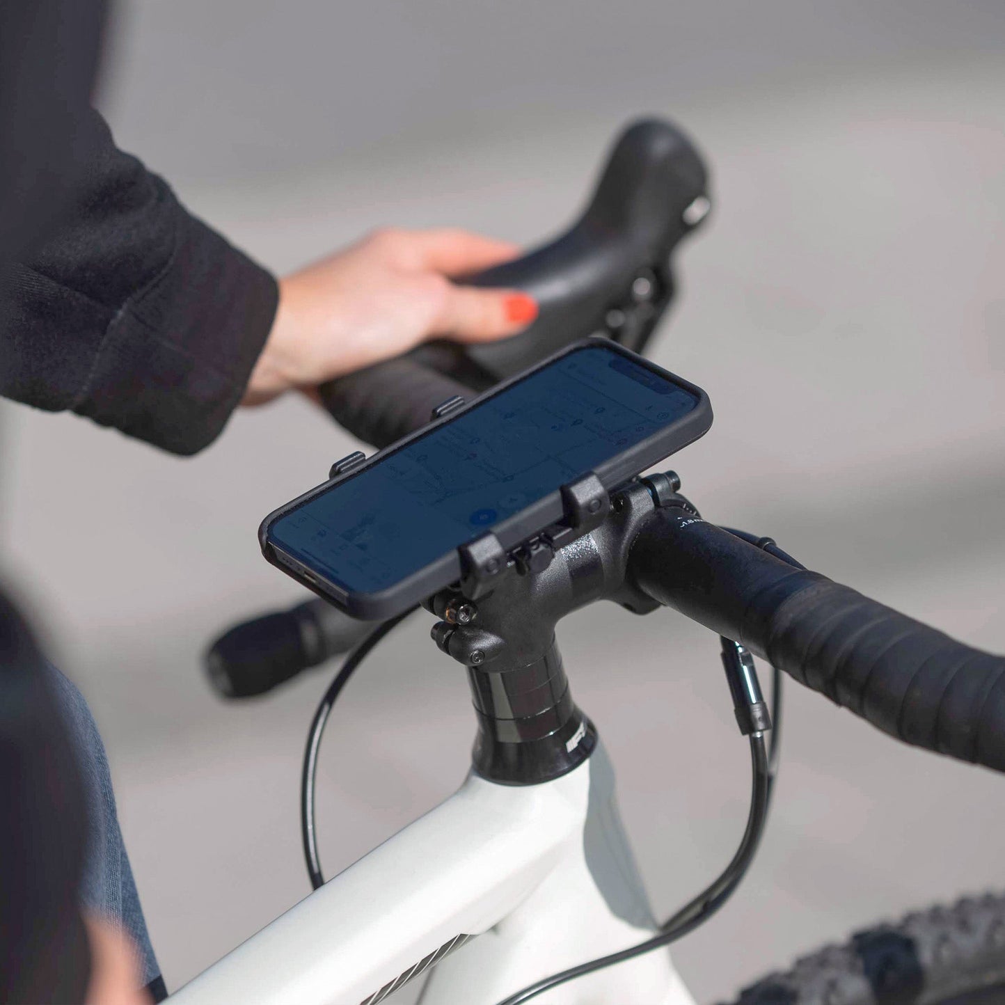 SP Connect SPC+ – Fahrrad-/Motorrad-Halterung – Klemmhalterung, Lenker, drehbar – Schwarz