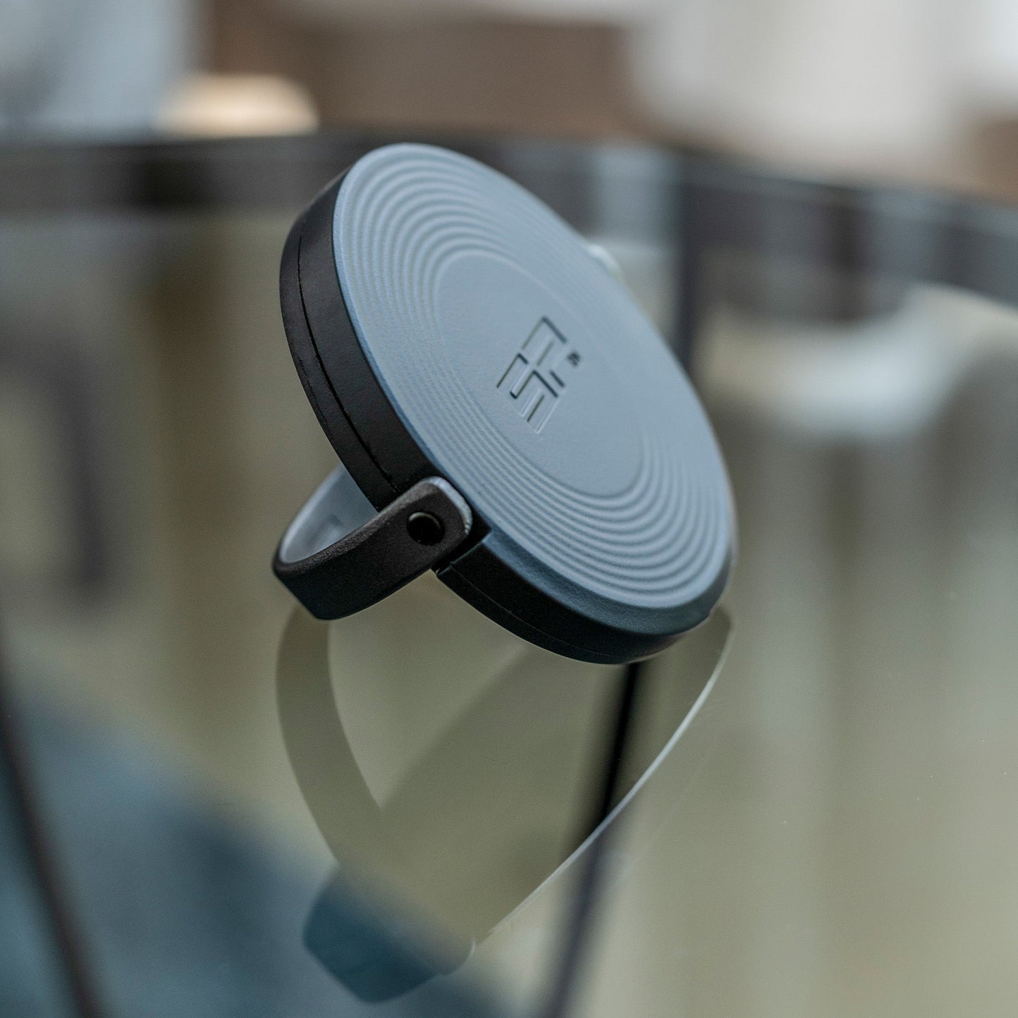 SP Connect SPC+ Ladegerät – 15 W, 1× USB-C, Qi – für Smartphones