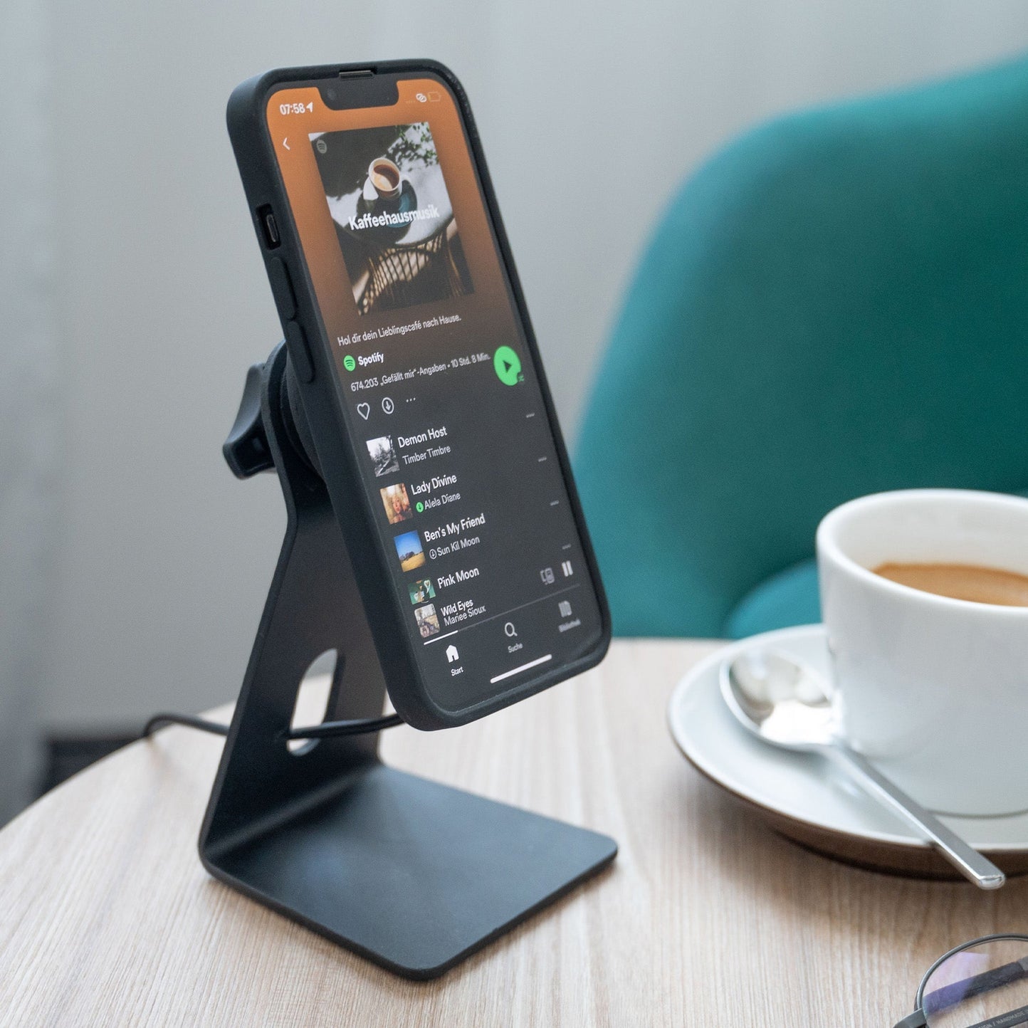 SP Connect Charging Office Stand SPC+ Ladeständer – Kabelloses Laden, magnetisch – für Smartphones – Schwarz