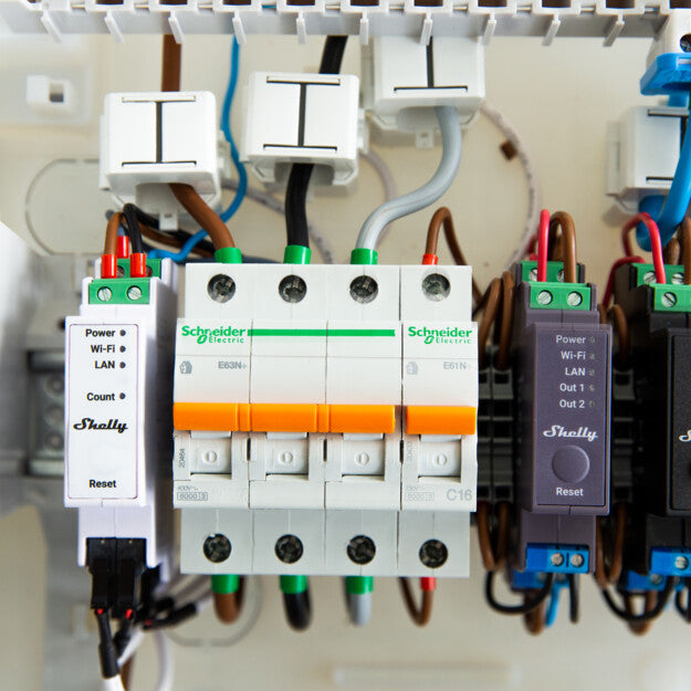 Shelly Pro 3EM – Energiezähler – 3-Phasen, 120 A, LAN/WLAN