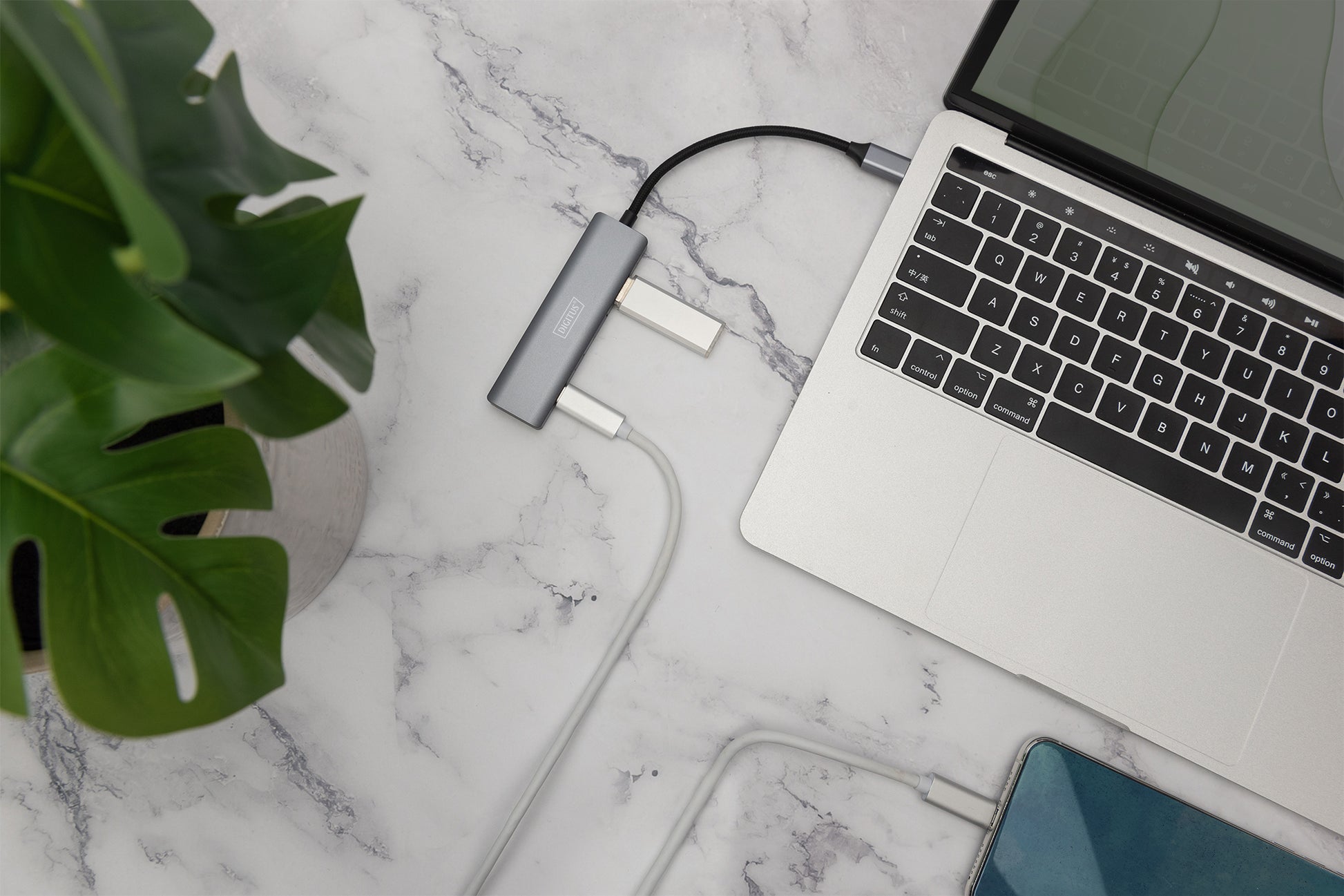 Digitus USB-Hub – USB-C, 2× USB-A, 2× USB-C, für Windows/ChromeOS