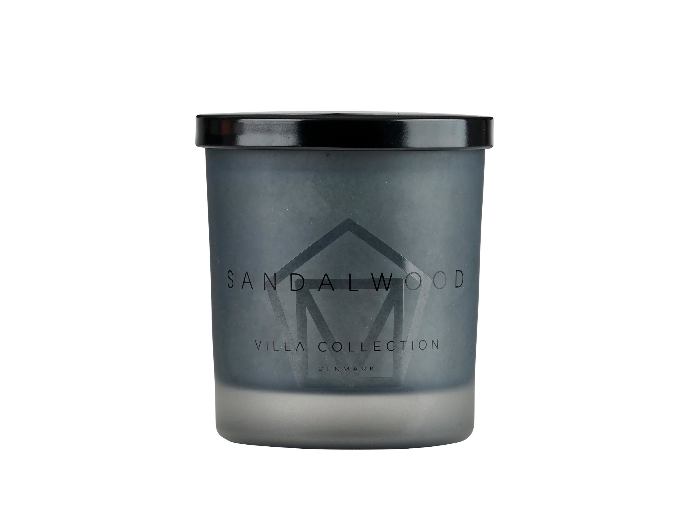 Villa Collection Duftkerze – Sandelholz – Ø 8,5 × 10 cm – ca. 48 h