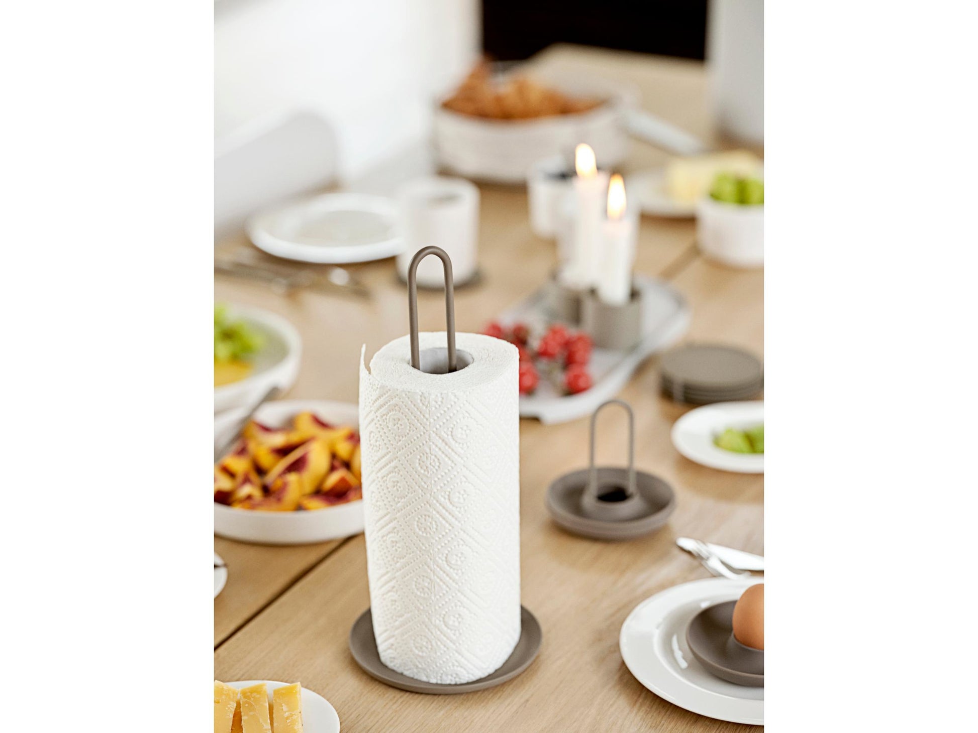 Zone Denmark Küchenrollenhalter Metall, Ø 14,5 × 32 cm, taupe