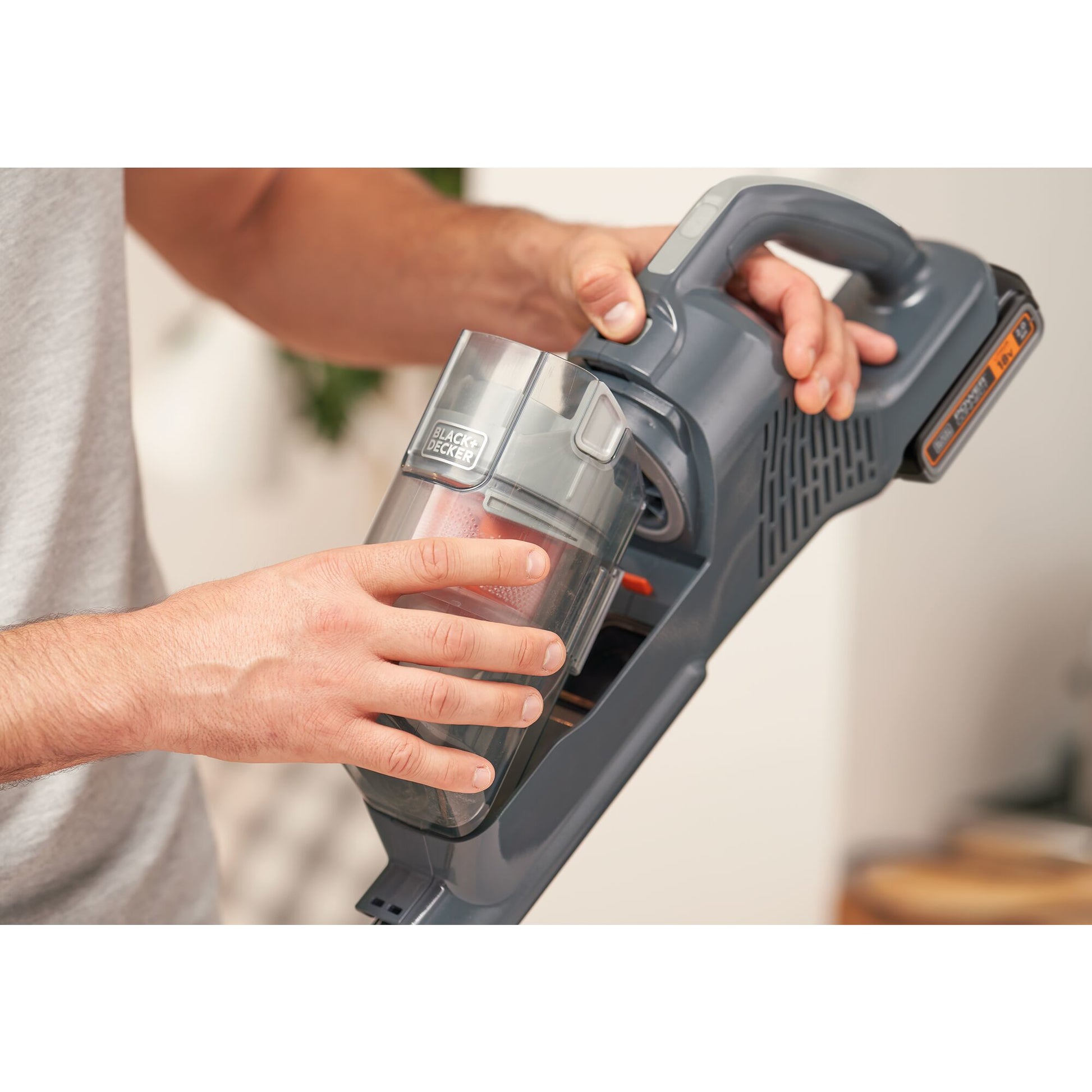 Black & Decker BLACK+DECKER Stielsauger BHFEA18D1-QW – 2000 mAh, 0,5 l, Akkubetrieb, 2 Stufen