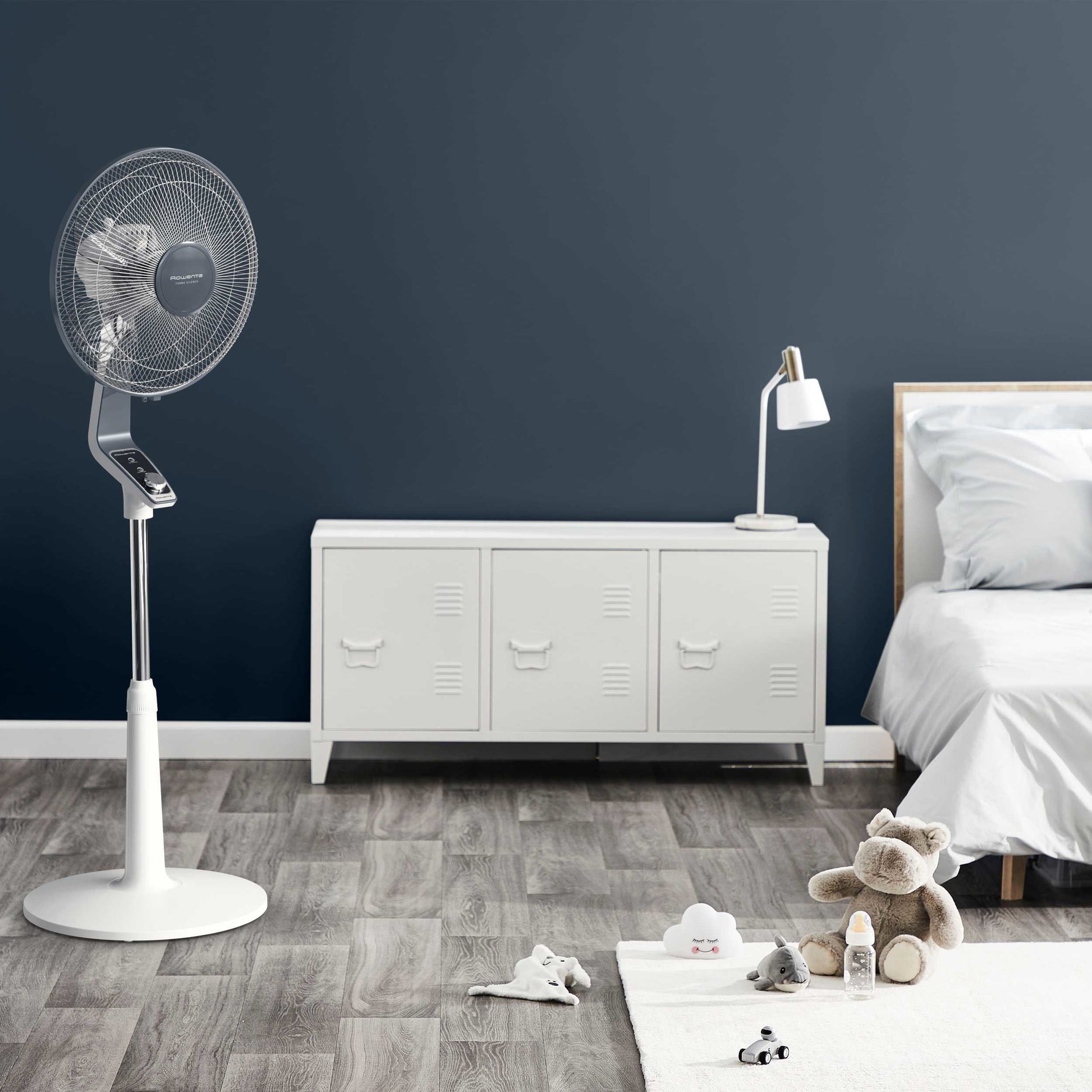 Rowenta Turbo Silence Standventilator VU5645 – 45 cm, 4 Stufen, oszillierend, 45 dB, Weiss