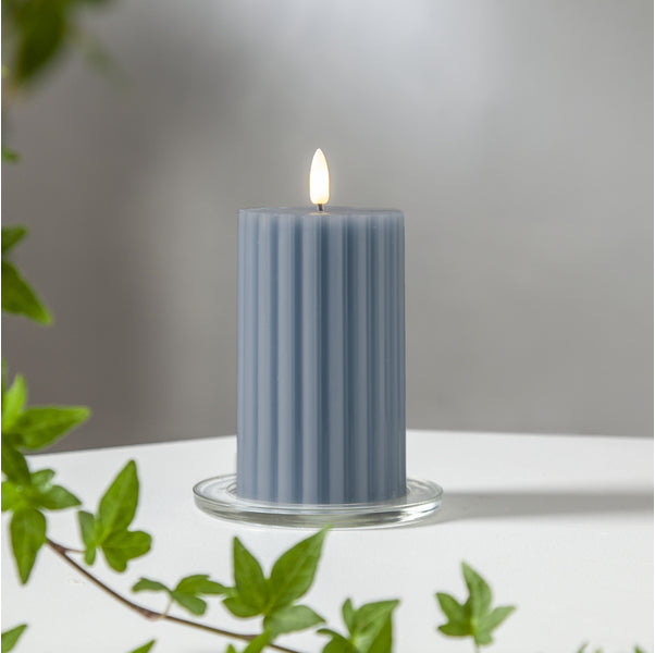 Star Trading LED-Kerze – Ø 7,5 × 15 cm, warmweiss, batteriebetrieben, Timer, blau