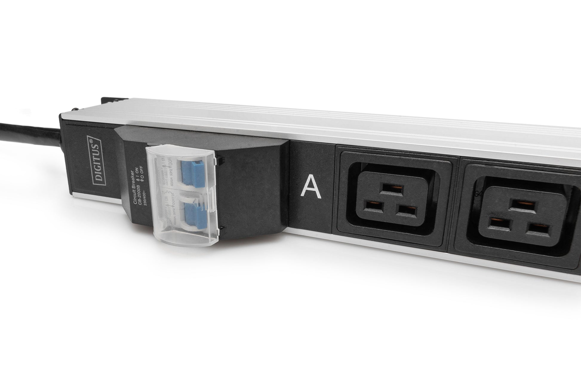 Digitus Rack-PDU – Standard, geschaltet, einphasig, senkrecht 0U, 32 A 230 V, 24×C13 + 4×C19, IEC 60309, 3 m