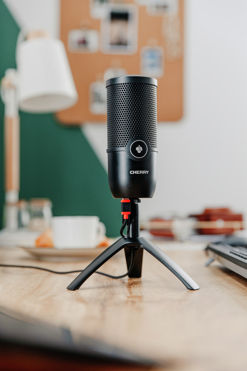 CHERRY UM 3.0 Tischmikrofon – USB, kabelgebunden, Niere, 24 Bit/96 kHz – Schwarz