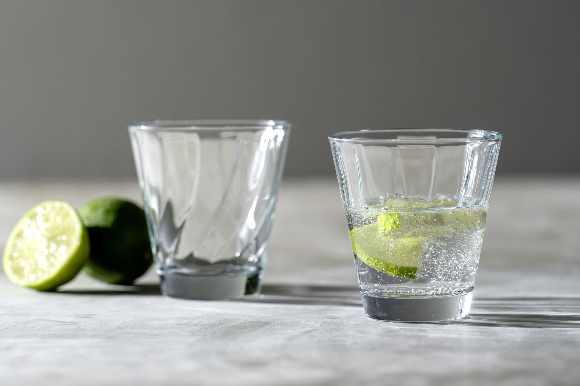 LEONARDO Twist Gläserset – 0,22 l + 0,30 l, Kalk-Natron-Glas, Transparent, Spülmaschinenbeständig, 12 Stück