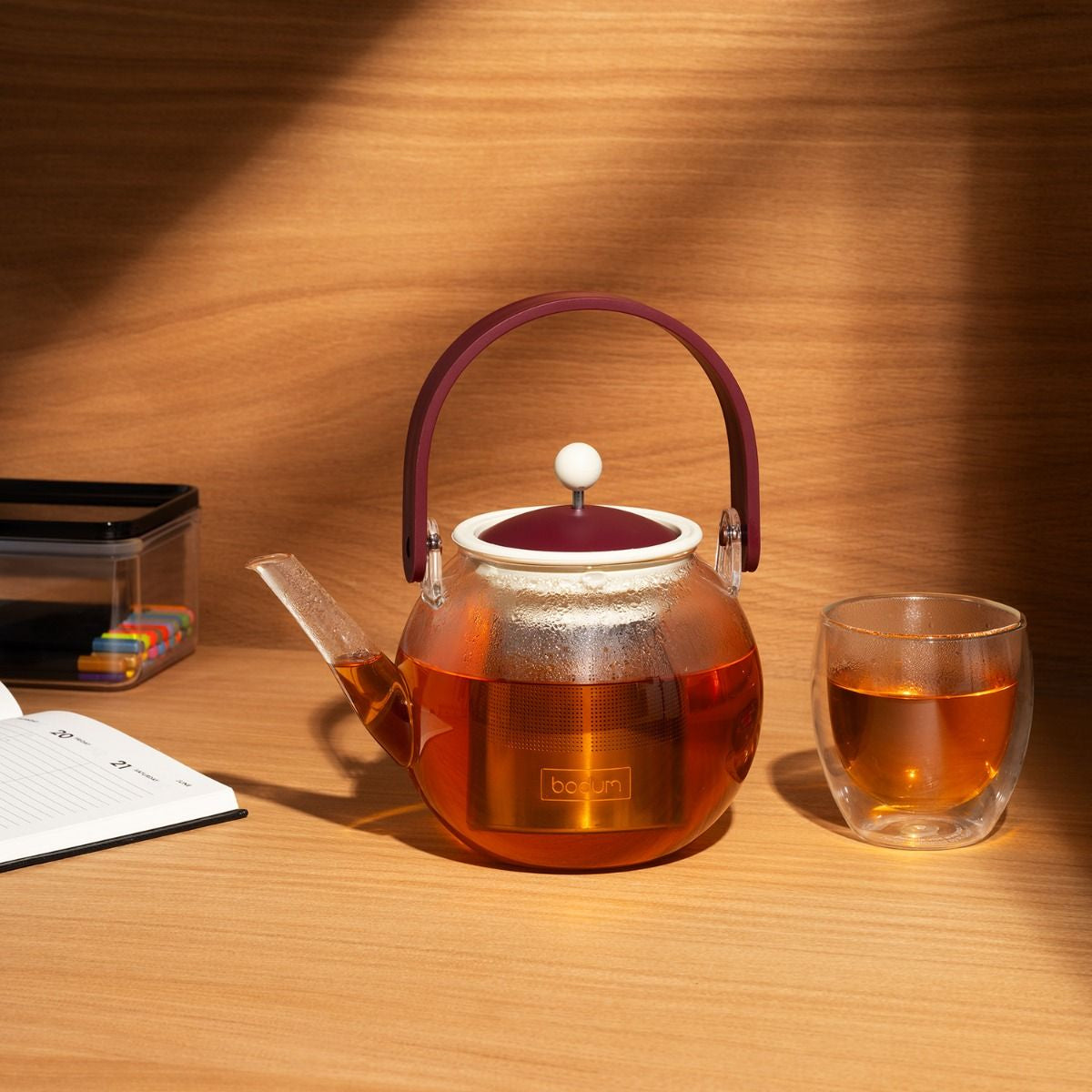 Bodum Assam – Teekanne – 1 l – mit Edelstahlfilter – dunkelrot