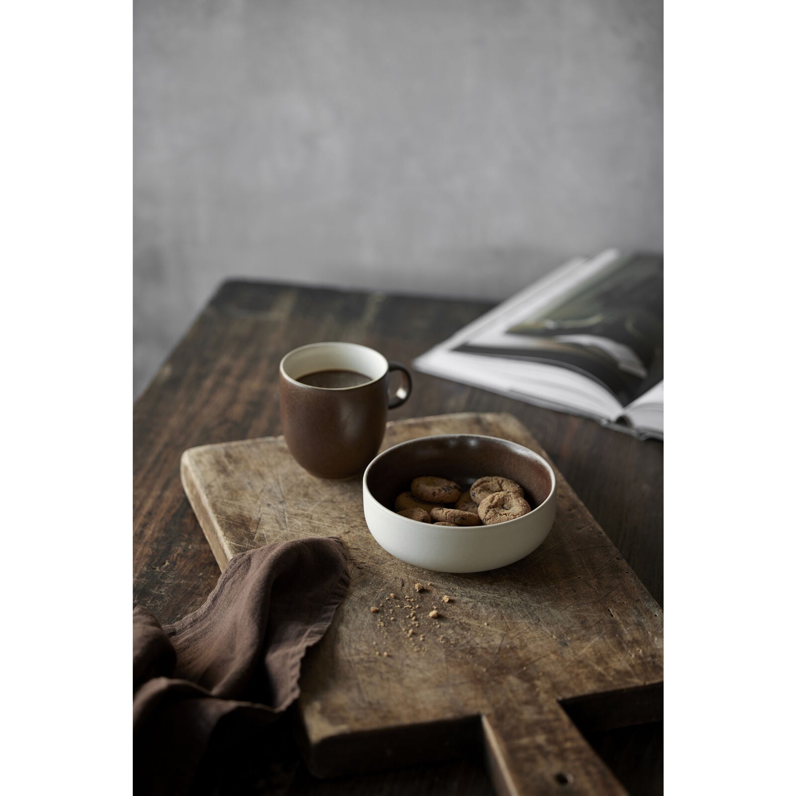 Studio Round Teetasse – 330 ml, Steinzeug, Braun/Weiss, spülmaschinenfest, mikrowellengeeignet