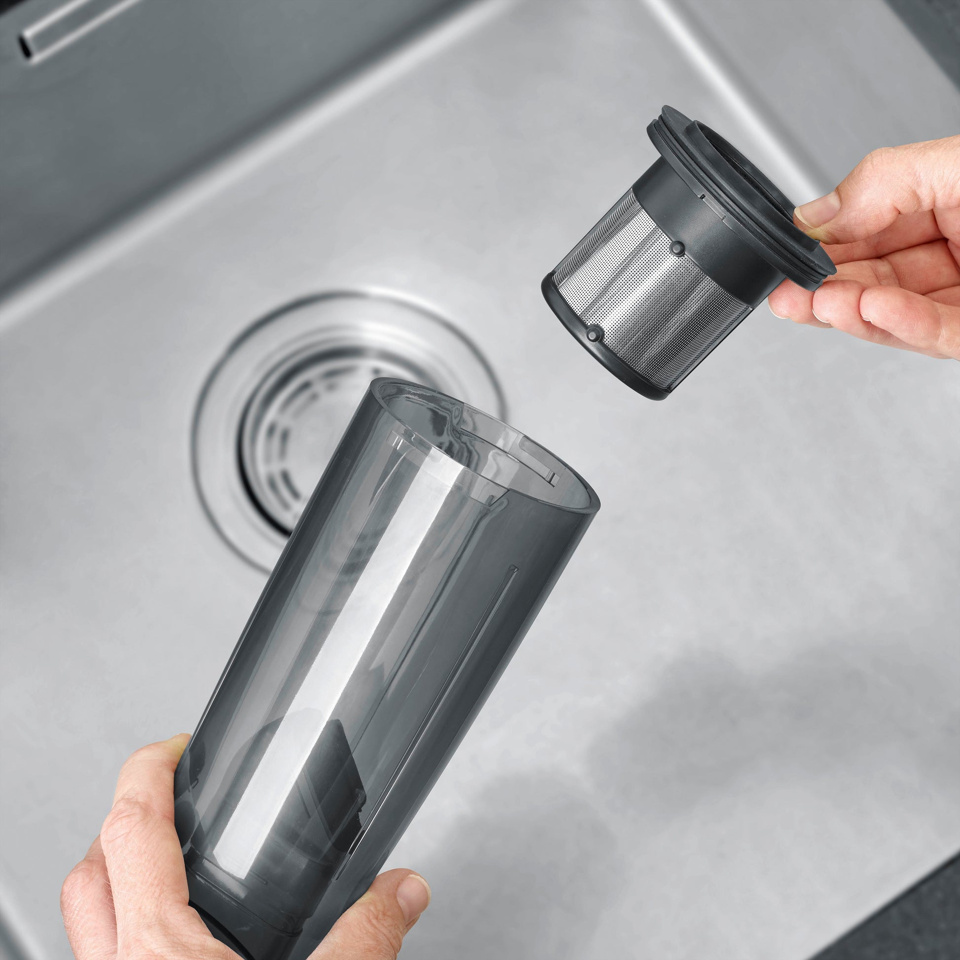 Severin Staubsauger HV7130 – 65 W, 0,2 l, Akkubetrieb, 9,1 × 10,3 × 46,2 cm