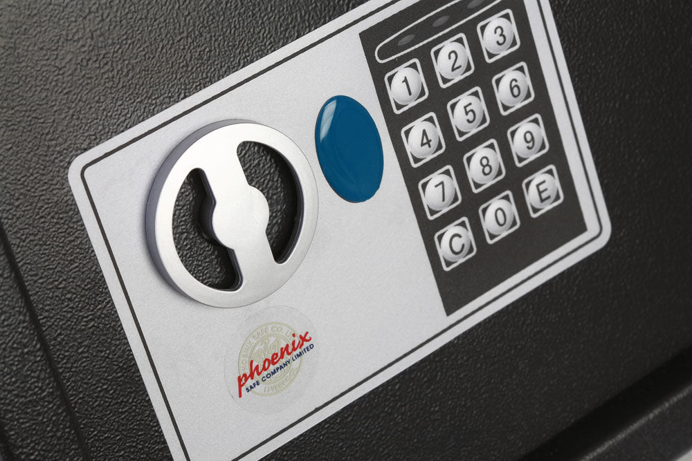 Phoenix Safe Co. Phoenix Tresor Compact SS0721E – Elektronikschloss – 4,0 l – Boden-/Wandmontage – Schwarz