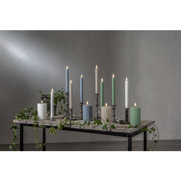 Star Trading Säulenkerze – Ø 7,5 × 15 cm, 0,02 W, Warmweiss, Grün, Batteriebetrieb, Timer (6 h/18 h)