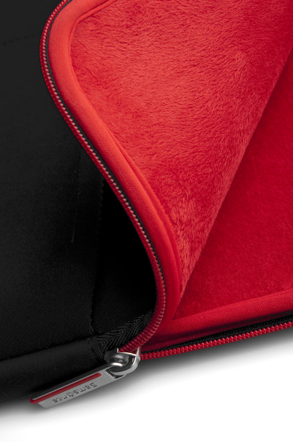 Samsonite Airglow Notebook-Schutzhülle – für Notebooks bis 15,6", 4,5 l, Neopren/Polyester, schwarz/rot