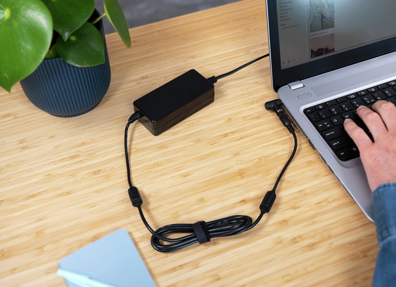 Trust Netzteil – 70 W, 19 V – für Acer, Asus, Compaq und andere – Schwarz