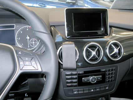 Brodit ProClip Center Mount – Auto-Halterung – Armaturenbrett – für Mercedes B-Klasse (2012–2018) – Schwarz