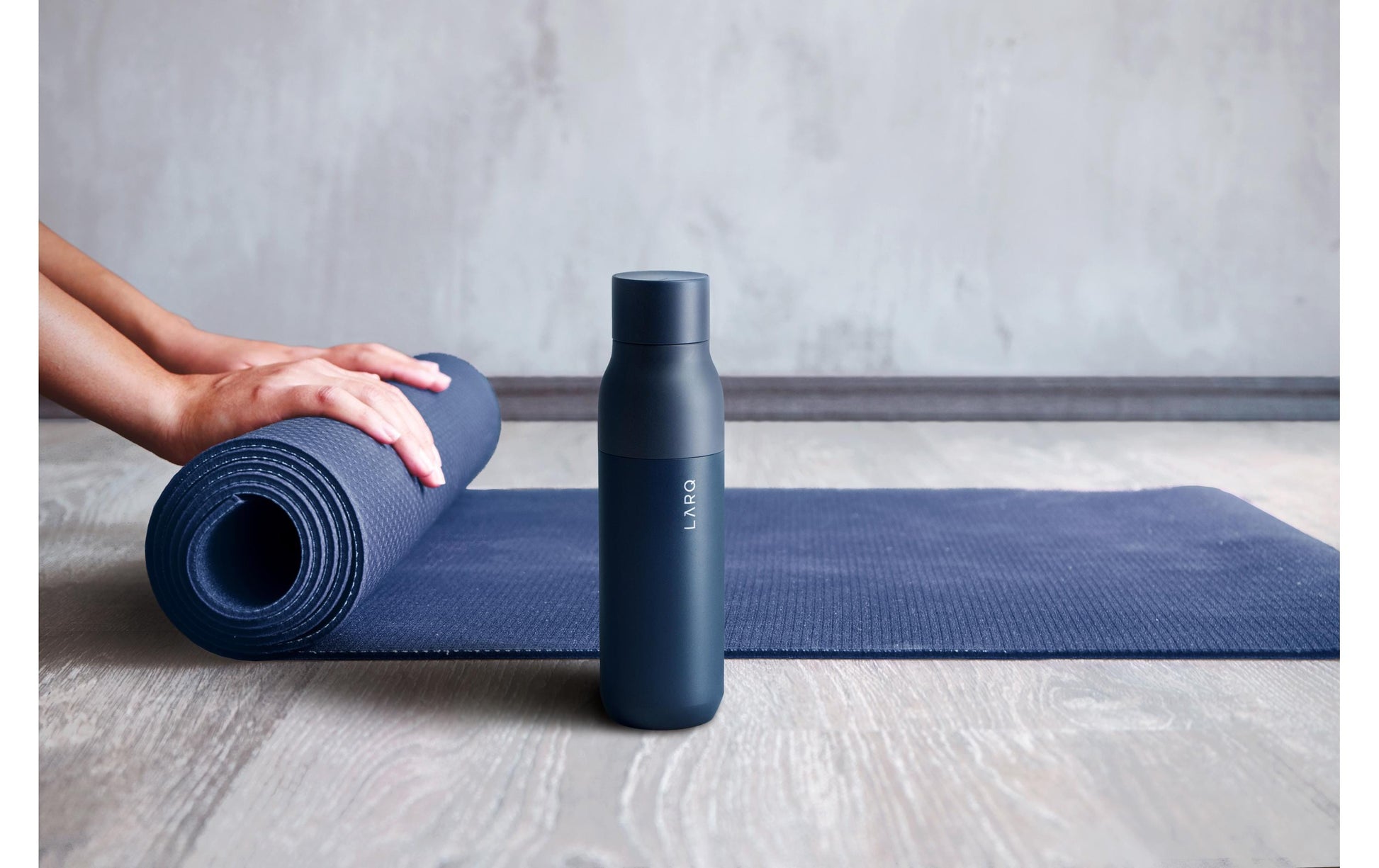 LARQ PureVis Isolierflasche 740 ml – doppelwandig 12 h heiss/24 h kalt, Edelstahl, UV-C selbstreinigend