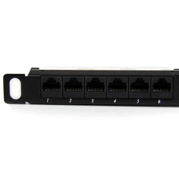 StarTech.com Patchpanel – 24× RJ-45, Cat5e, 19", 0,5U, Schwarz