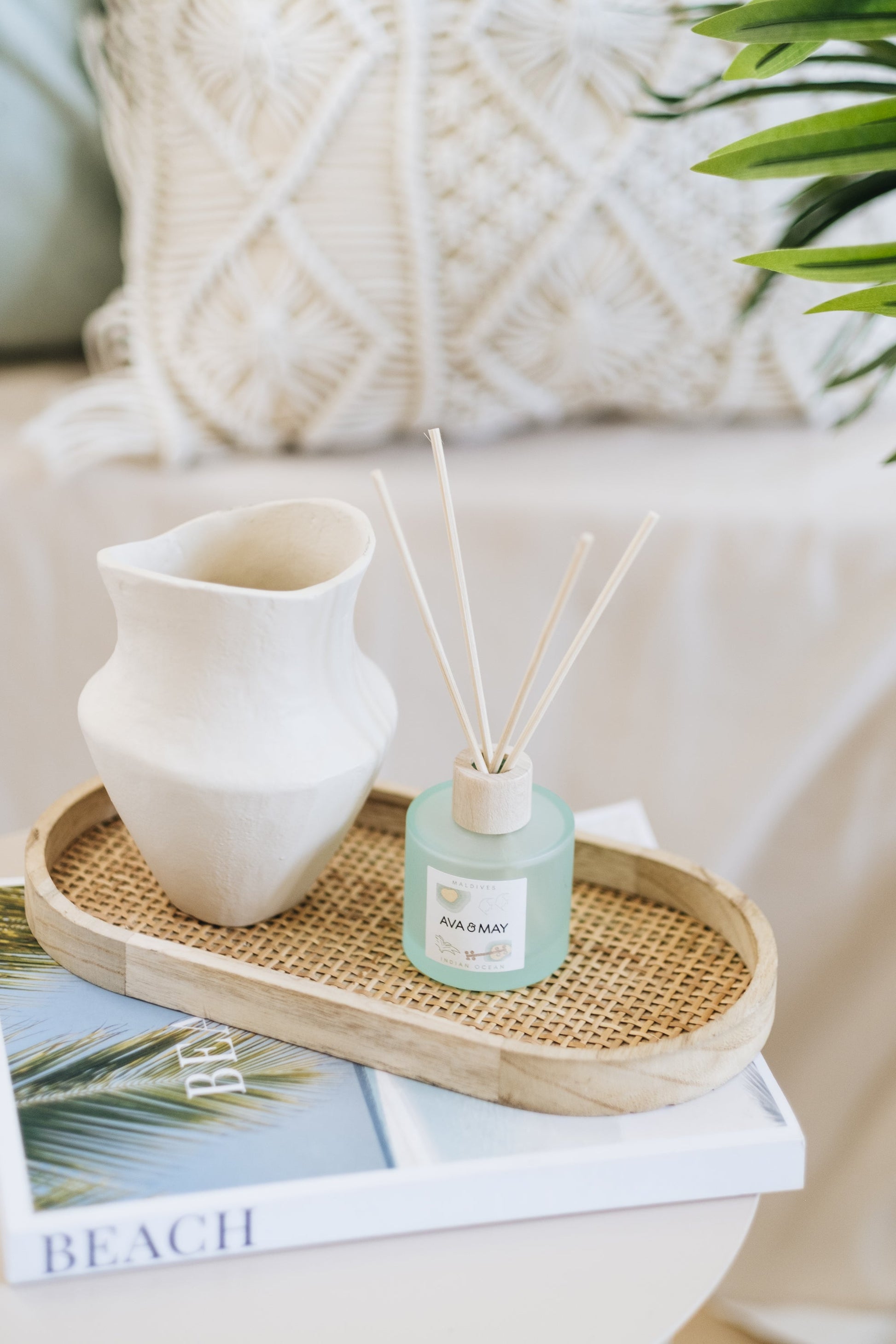 AVA & MAY Duftstäbchen Malediven – Beige, Grün, Weiss, Holz
