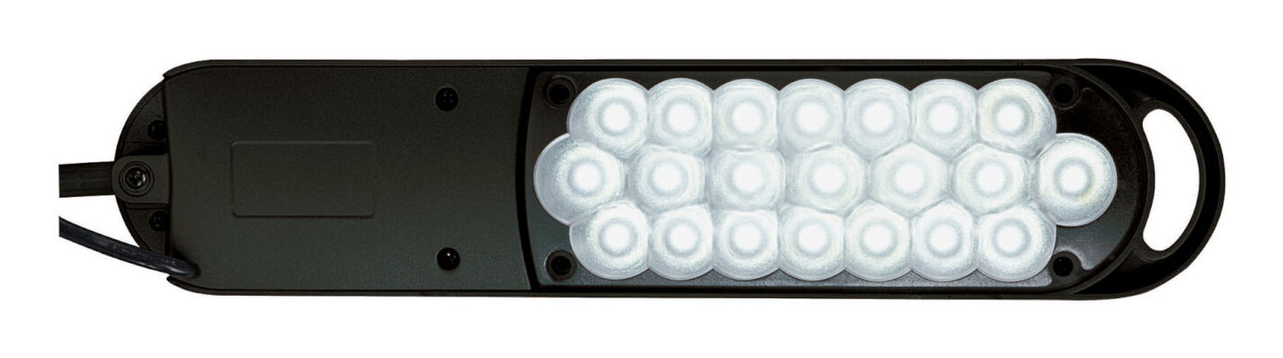 MAUL LED Tischleuchte Atlantic – Metall-Klemmfuss, drehbar, neigbar – 5'800 K – 400 lm 9 W – Silber Kunststoff