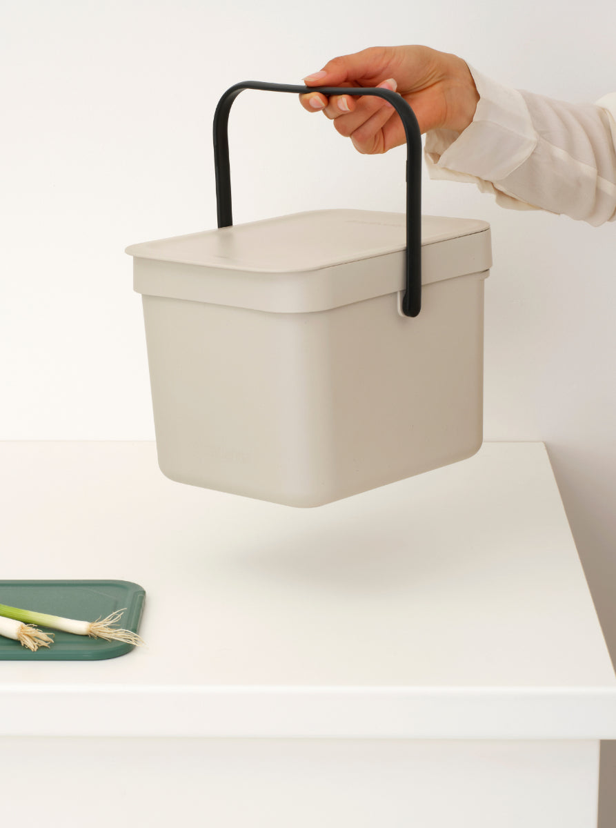 Brabantia Recyclingbox Sort & Go – 6 l – Kunststoff, rechteckig – Beige