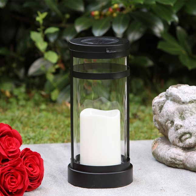 Balthasar Dekorative Aussenleuchte Arimo – Ø 12 cm – Warmweiss – Solarbetrieben – Flackernd – Weiss, Glas, Metall