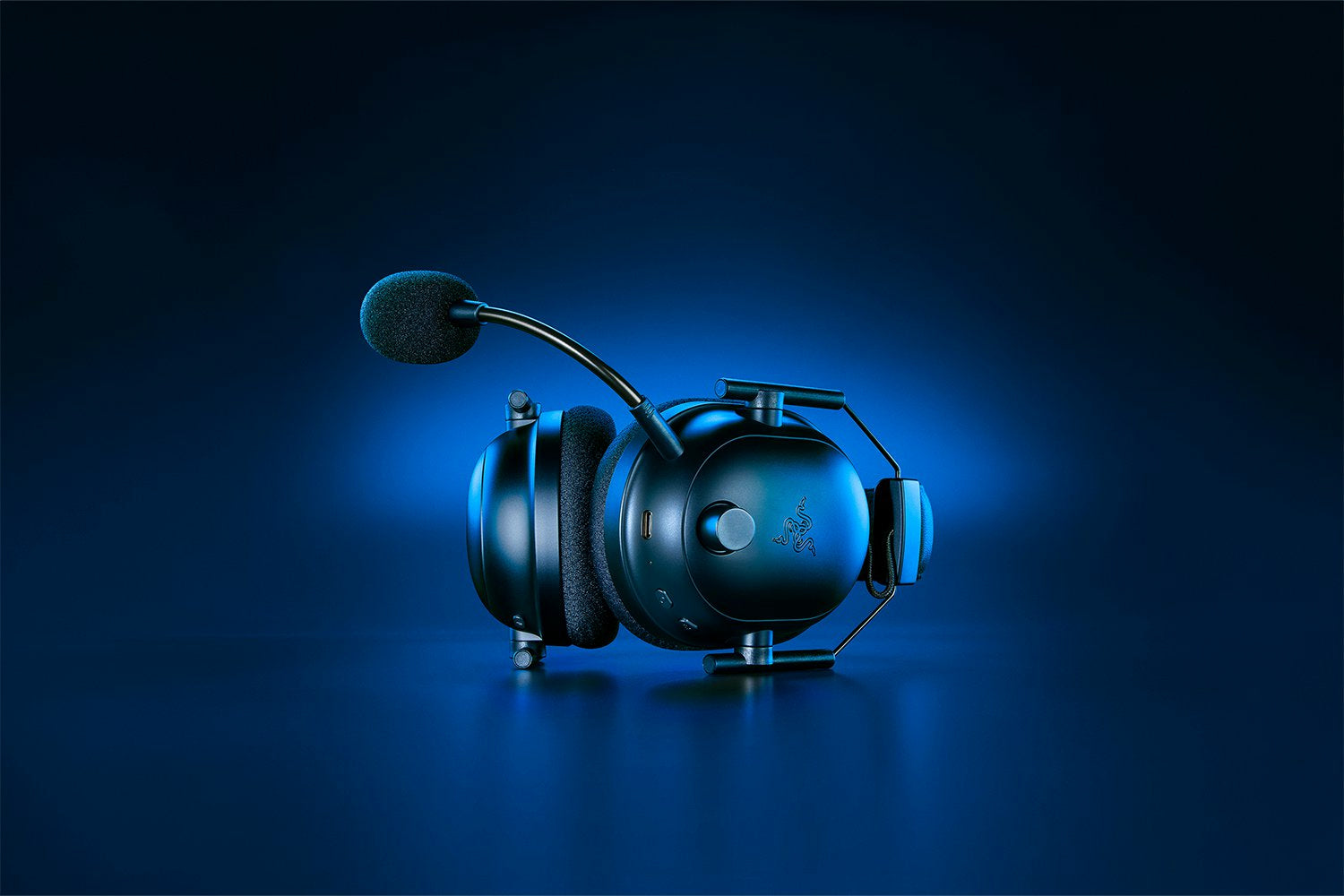 Razer BlackShark V2 Pro – Bluetooth Gaming-Headset – Surround-Sound – Schwarz – für PS5 – bis 70 h