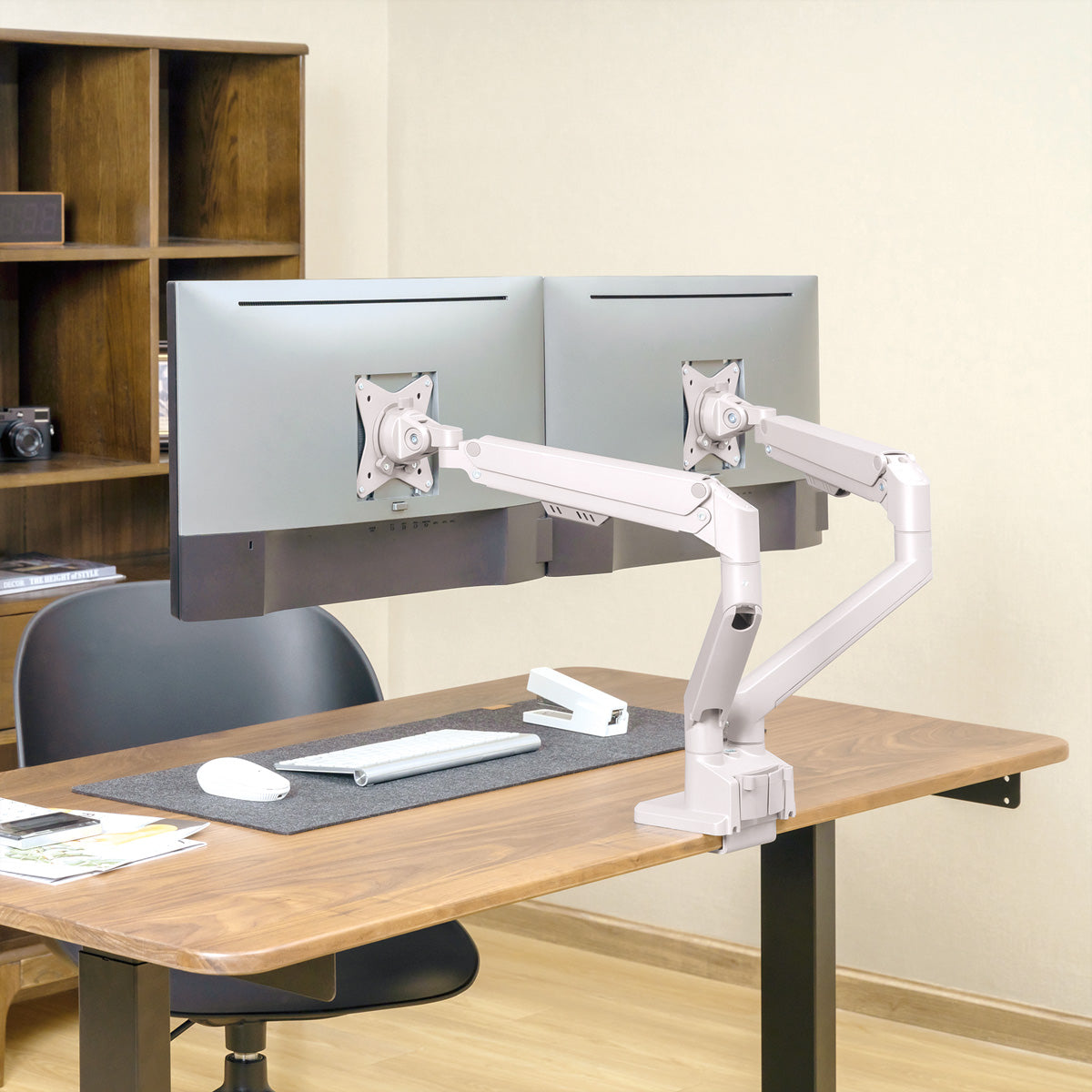 ROLINE LCD-Doppelarm – Monitorarm Tischhalterung – Klemme/Durchführung – 2 Monitore – 17–32"