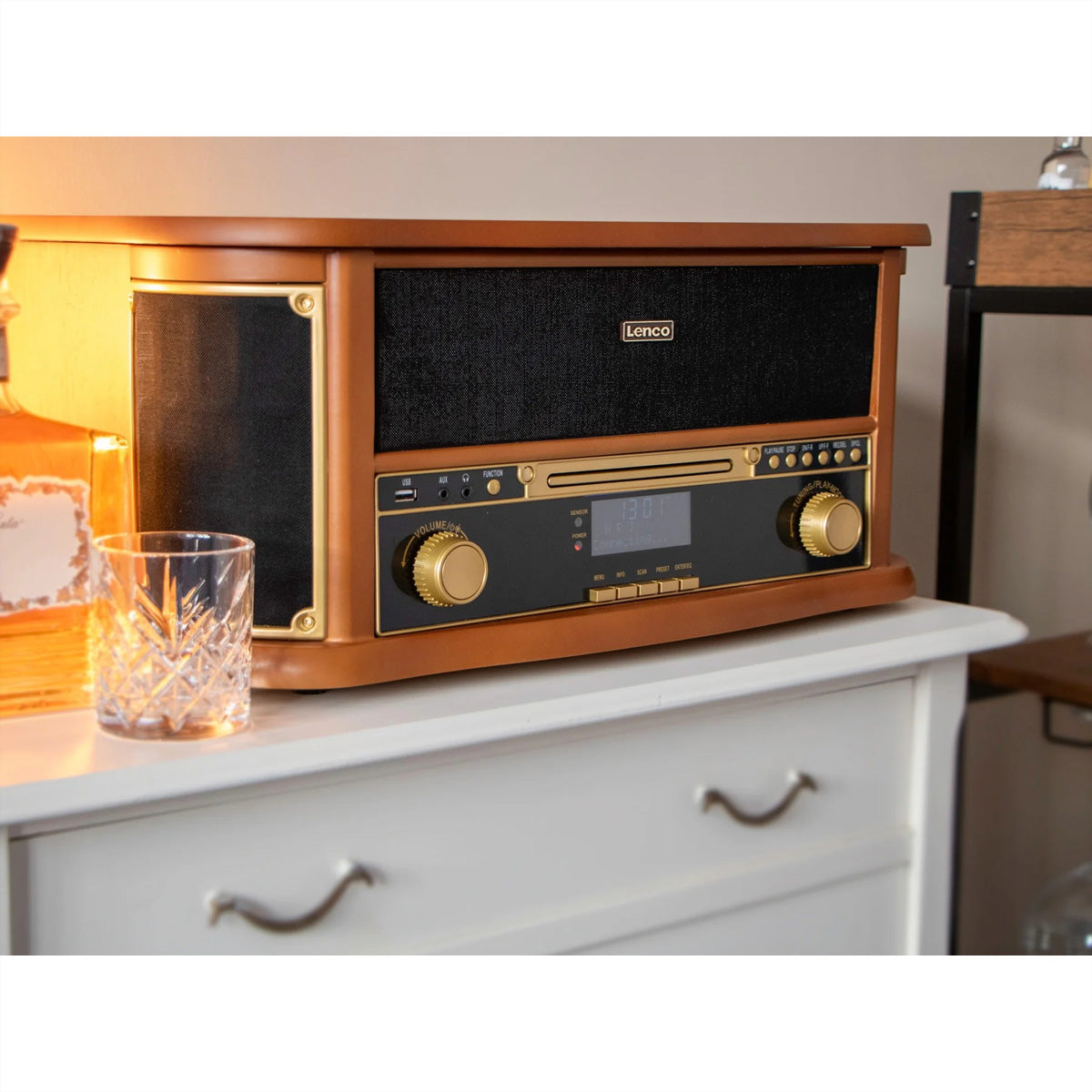 Lenco TCD-2571WD – Plattenspieler (Riemenantrieb), Bluetooth, Phono-Vorverstärker, 33⅓/45/78 U/min – Braun