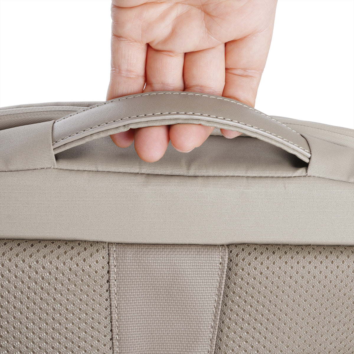 Vanguard VEO METRO S4L CM Schultertasche – 4 L, 290 × 175 × 145 mm – beige