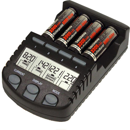 Technoline BC700 Batterieladegerät 2× – für AA, AAA (NiMH/NiCd) – 200/500/700 mA, LCD – schwarz