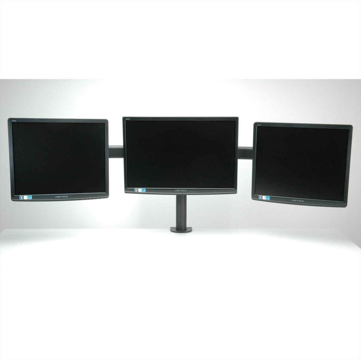 VALUE Monitorarm Tischhalterung – 3 Monitore – VESA 75×75/100×100 mm – bis 8 kg/Monitor – neigbar – Schwarz