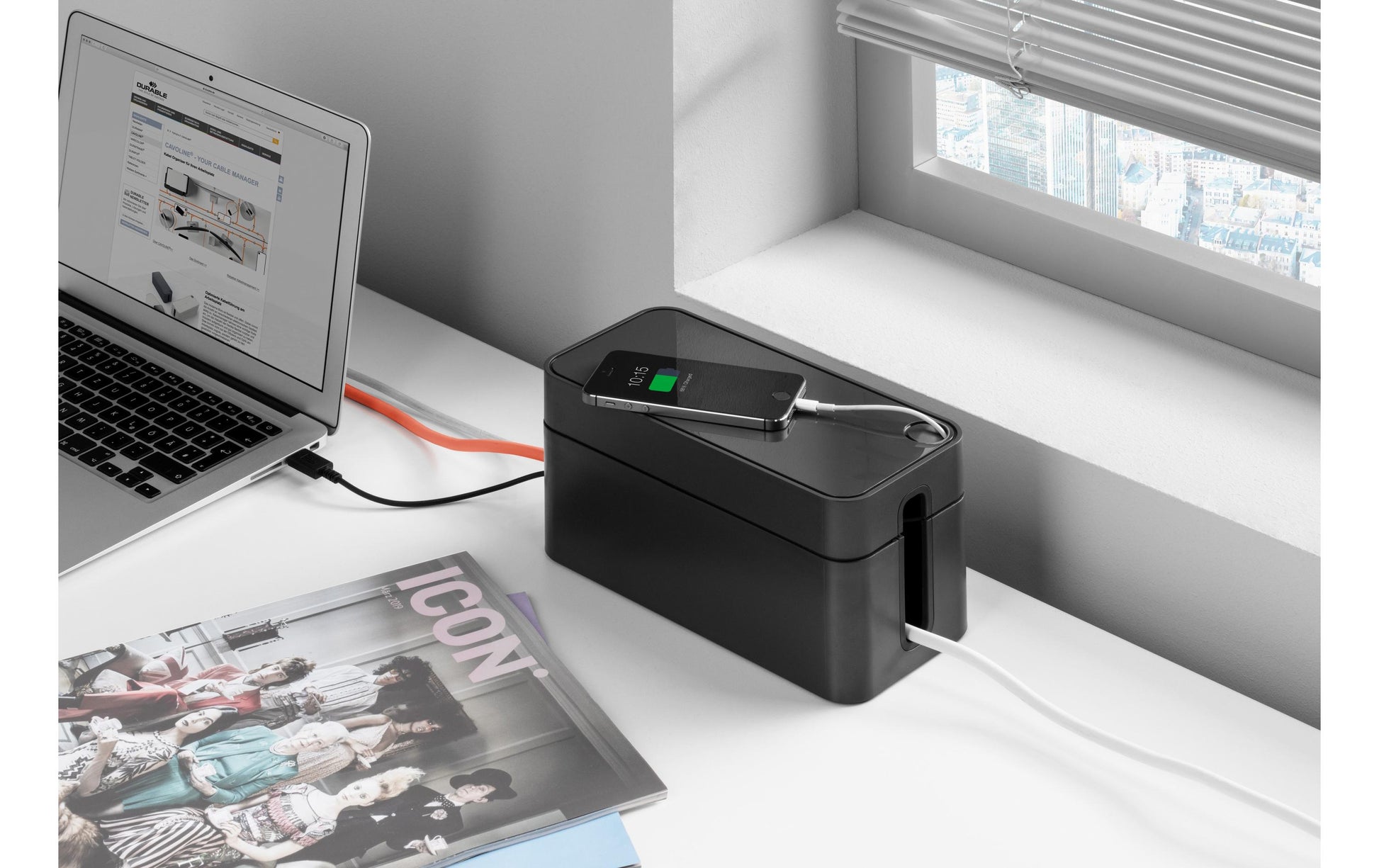 Durable Kabelbox – 246 × 128 mm, Kunststoff, Graphit, rutschfeste Gummifüsse, für 3fach-Steckdosenleiste