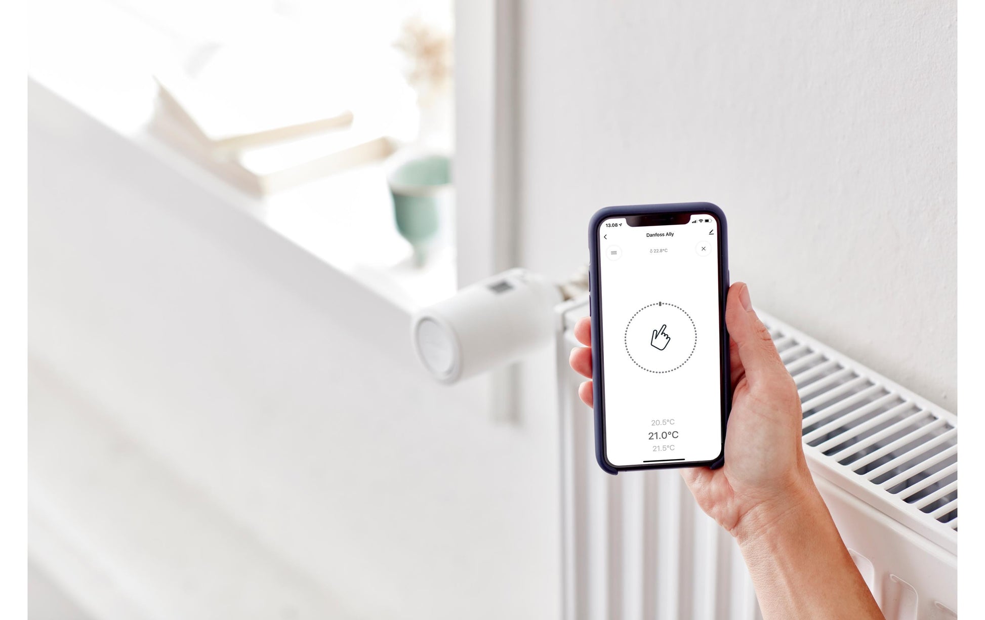 Danfoss Ally – Smart-Hub/Bridge – Zigbee, LAN, Temperatursensor – für Alexa, Google Assistant
