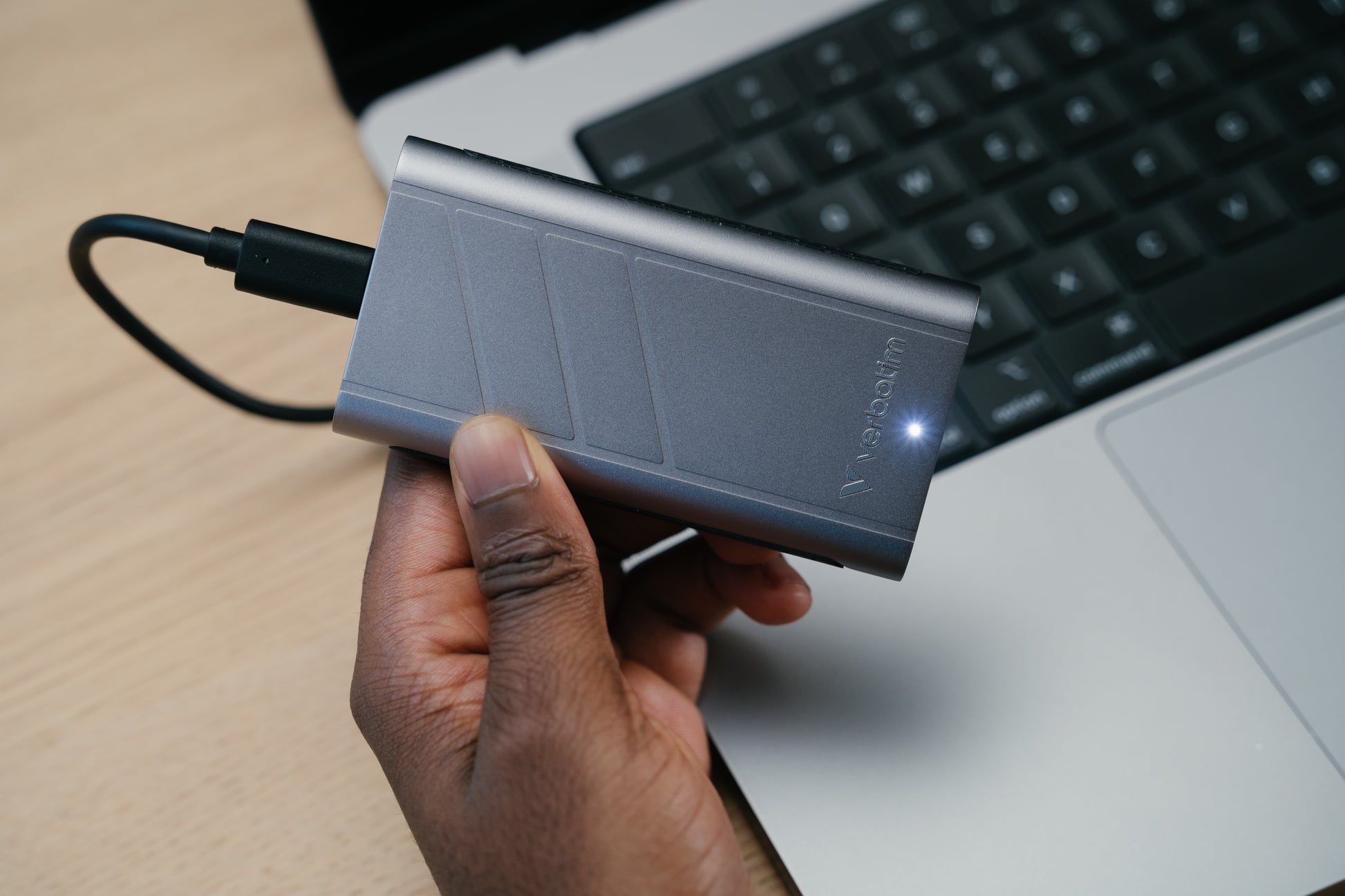 Verbatim TurboMetal – 1 TB SSD, USB4 Gen 2x2 (40 Gbit/s), USB Typ-C