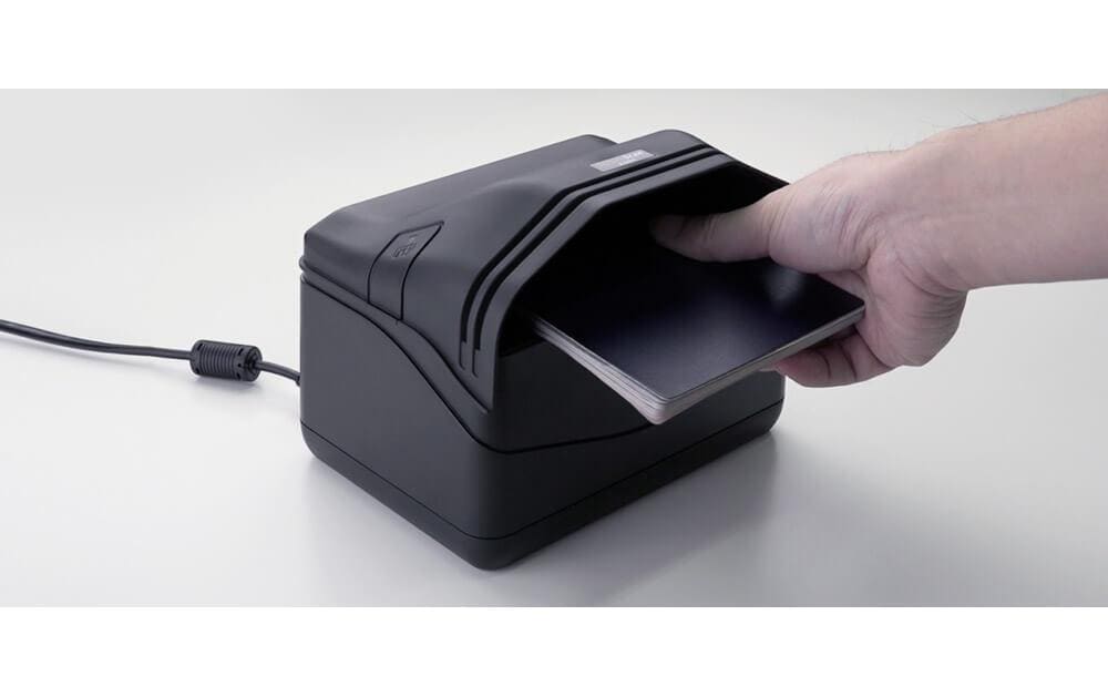 Plustek 0305 Secure Scan X-Mini – Ausweis-/Passscanner, 125 × 88 mm, 1 ppm, 600 dpi, USB