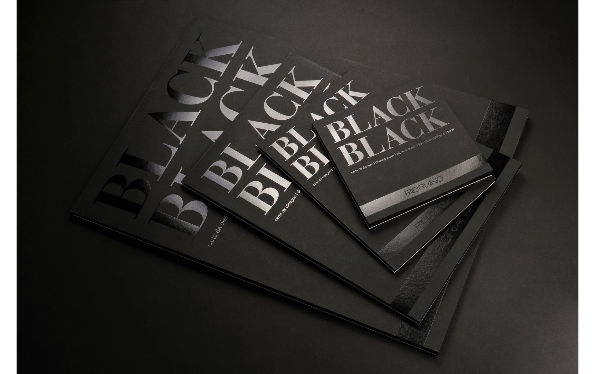 Fabriano Black Black Zeichenblock – A4, 300 g/m², schwarz, 20 Blatt