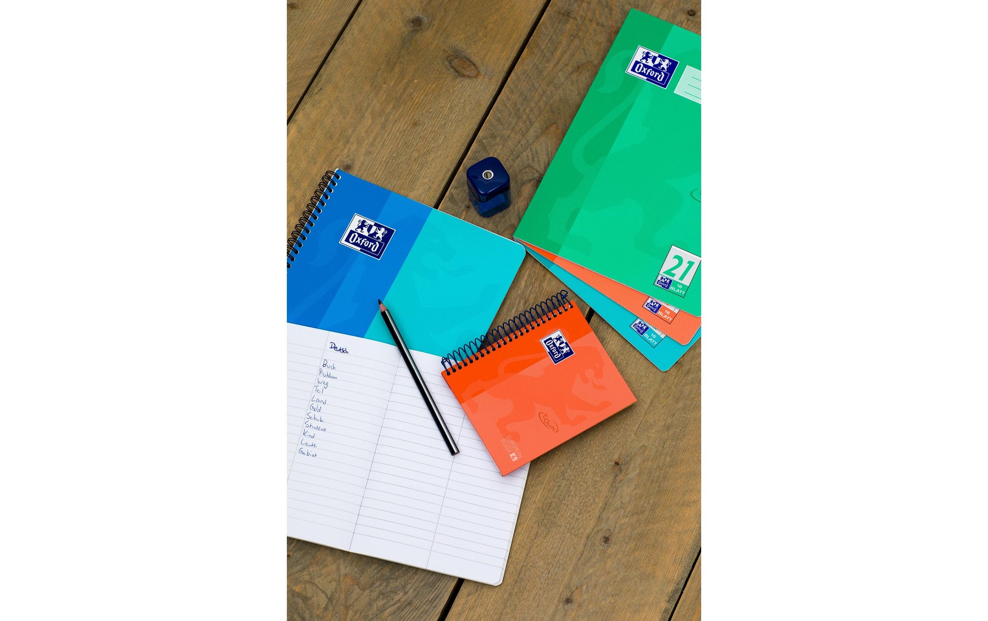 Oxford Collegeblock, Spiralbindung, 120 Blatt, 4-fach gelocht, perforiert, 90 g/m² – Beere, für SCRIBZEE App