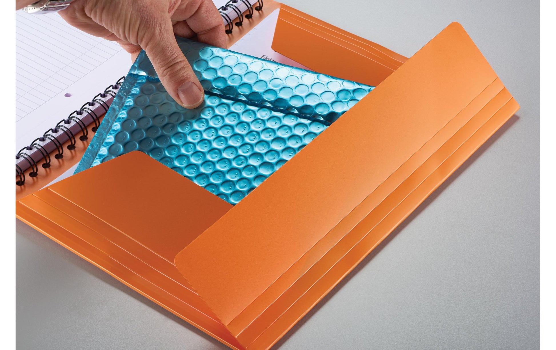 Oxford Collegeblock, Spiralbindung, 80 Blatt, 4-fach gelocht, perforiert, 80 g/m² – Orange, für SCRIBZEE App